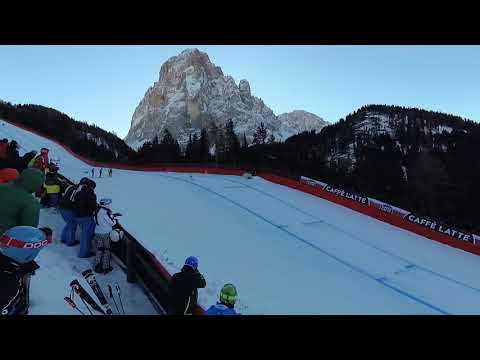 Beat Feuz @ Saslong Val Gardena 15/12/2018 Camel Humps Kamelbuckel jump