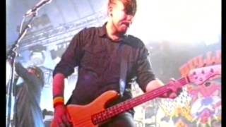 SKINDRED BULLDOG BASH Start First 2006