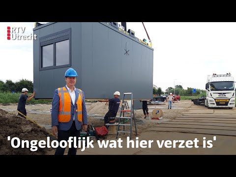 Eerste tijdelijke woningen voor opvang Oekraïners komen aan in Oudewater | RTV Utrecht