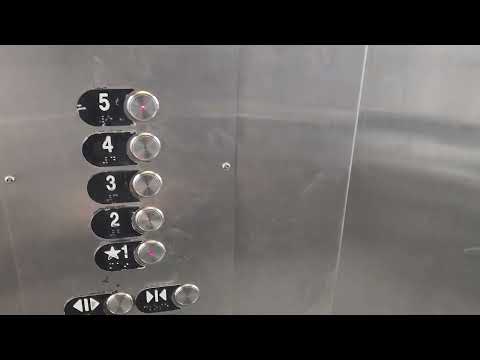 OTIS Hydraulic Elevator @ La Crosse Center Ramp - La Crosse, WI