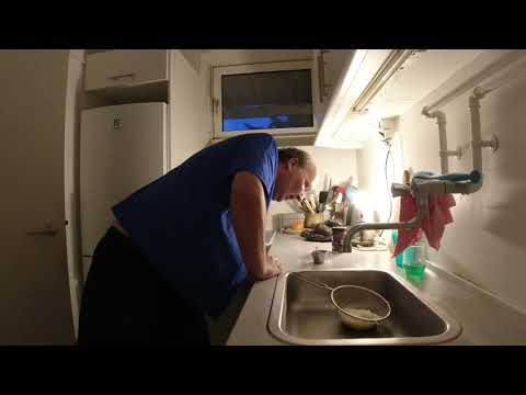 MongoTV_3626 - Danish Vlog - Mongo Madskole - FLÆSKESTEG Med Ris og Brun Sovs og RØDKÅL