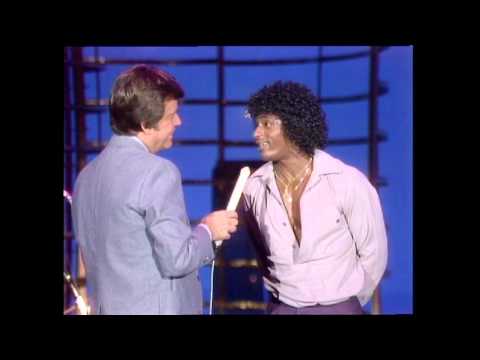 Dick Clark Interviews Carl Carlton - American Bandstand 1982