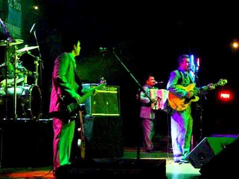 Los Humildes-Ni Me Viene Ni Me Va