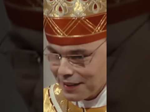 Der gefährlich$te Pfarrer der Welt 🚨 #shorts