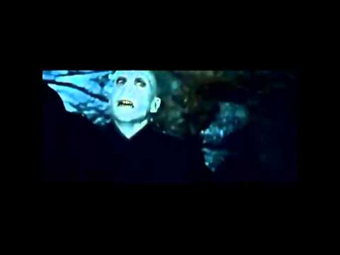 Deathly Hallows 2 : Deleted scene Bellatrix Spell Before Voldemort