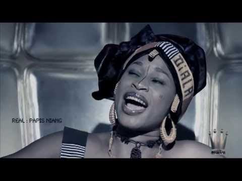 Aida Samb Gëstu - une production Prince Arts Studio (+LYRICS dans la Description)