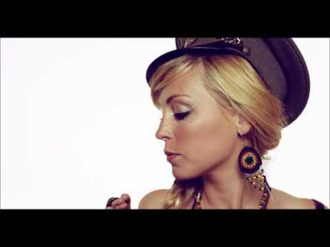 Syster Sol (med Promoe) - Special Place