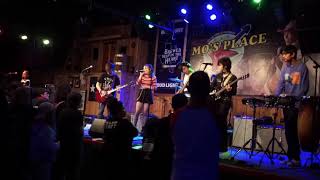 Pump It Up - Elvis Costello &amp; The Attractions