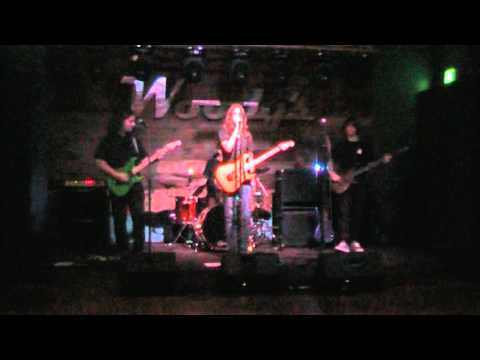 HOX - Sledgehammer (Live at Woody's)