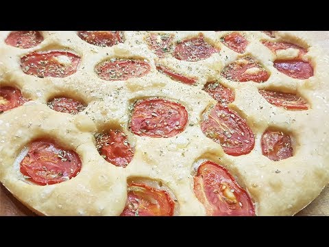FOCACCIA CON POMODORINI TIPO QUELLA BARESE | FoodVlogger