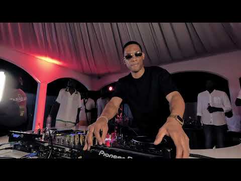 AFRO PUPO live in Ubuntu Garden, Elektro-Afro, Luanda (11/11/2025)