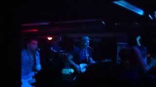 Novedades Carminha -  Antigua pero moderna. Sala Potemkim. Salamanca  26 abril 2014