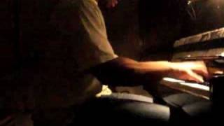 Bone thugs - Ready 4 War (piano)