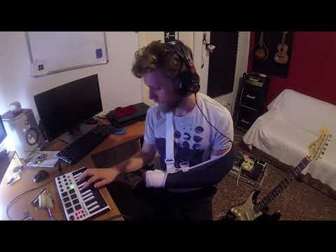 Often A Bird (Wim Mertens) - 1Hand LoopJam