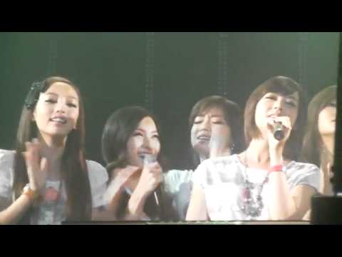 YouTube   FanCam100820 Seungyeon   A Goose s Dream Brand New Concert