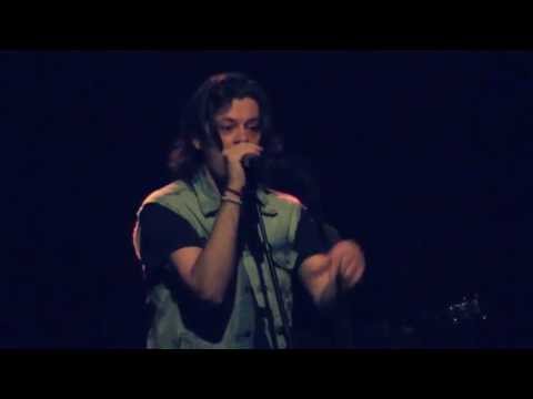 Videoclip de Sous le lac gelé — Benjamin Biolay