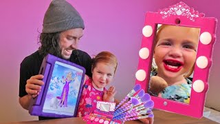 Adley App Reviews | Dress Up & Makeup Barbie game | Princess Makeover Pretend Play with Dad