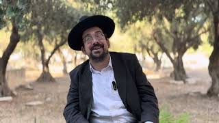 הודיה לה׳ על ניסי היום || ברכה לחתן | הרב אליהו ובר (ישיבת הר הבית) - התמונה מוצגת ישירות מתוך אתר האינטרנט יוטיוב. זכויות היוצרים בתמונה שייכות ליוצרה. קישור קרדיט למקור התוכן נמצא בתוך דף הסרטון הודיה לה׳ על ניסי היום || ברכה לחתן | הרב אליהו ובר (ישיבת הר הבית) - התמונה מוצגת ישירות מתוך אתר האינטרנט יוטיוב. זכויות היוצרים בתמונה שייכות ליוצרה. קישור קרדיט למקור התוכן נמצא בתוך דף הסרטון