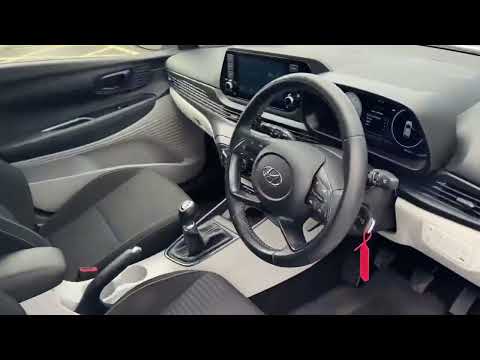Hyundai i20 1.2 Launch Edition 2 Tone Roof - Image 2