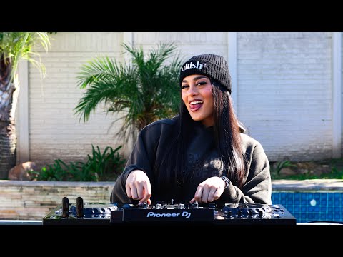 SOUNDS OF SUMMER | LIVE AMAPIANO MIX | S1 E1