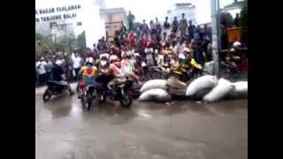 preview picture of video 'Road Race Tanjung Balai'