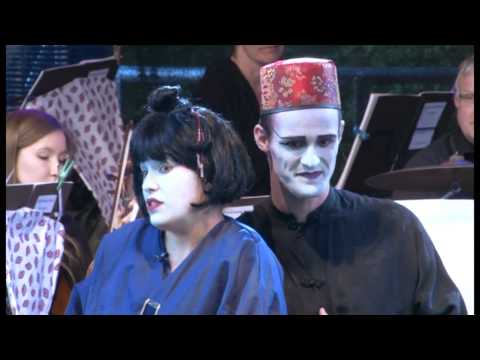 The Mikado at the Last Night Of The Proms On The Pond - Part 2 of 5