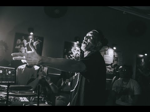 DJ KL JAY O MESTRE NO BAILE DA BLACK SHOW