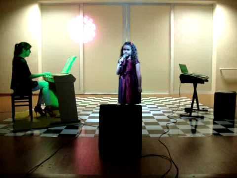 BIDELLATI-C.E.M- Yasmim - "Garota de Ipanema" - 12/2011