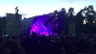 Paul Heaton and Jacqui Abbott - Song For Whoever - Dalby Forest 23/06/2018