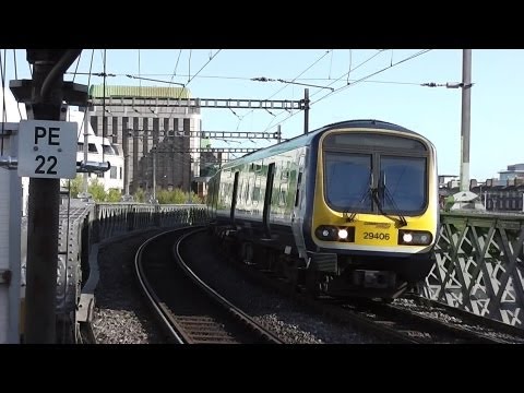 29000 Class Commuter Train - Tara Street Station, Dublin