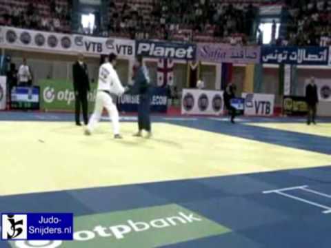 Judo 2009 Tunis: van Tichelt (BEL) - Crnov (CRO) [-73kg].