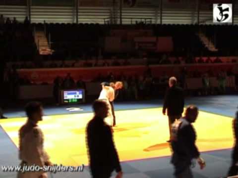 Judo 2008 Rotterdam: Gurtsieva (RUS) - Wetzer (NED) [-70kg].mp4