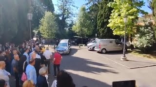 Sub morti alle Maldive, il funerale di Gianluca Benedetti a Padova: l'ultimo saluto all'istruttor...