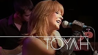 Toyah - Neon Womb (Wild Essence Live In The 21st Century, 02.11.2005) OFFICIAL
