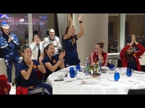 Así vivió la selección femenina española el Balón de Oro de Alexia Putellas