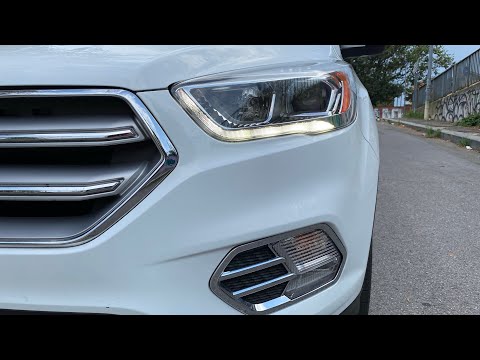 FORD Kuga 1.5 TDCI 120 CV S&S 2WD Titanium  “particolari”