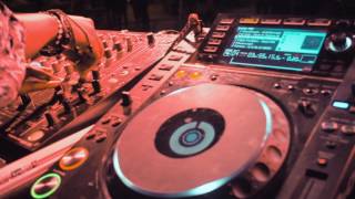 Ea Wave- High Tide -Live At The Alchemist