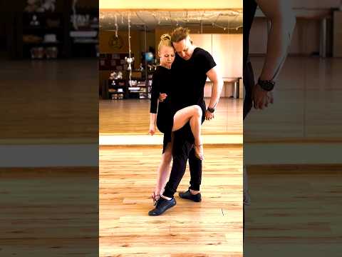 Tango nuevo improvisation. Павел Собирай и Виктория Тестова. #tango #neotango #tangonuevo #dance