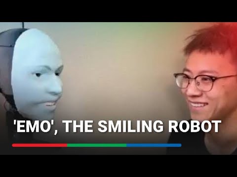 Smiling robot face uses AI to mimic a person’s smile