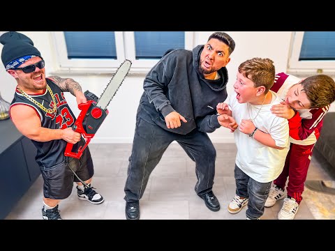 DER KLEINE PSYCHO BABYSITTER ⎮ Younes Jones