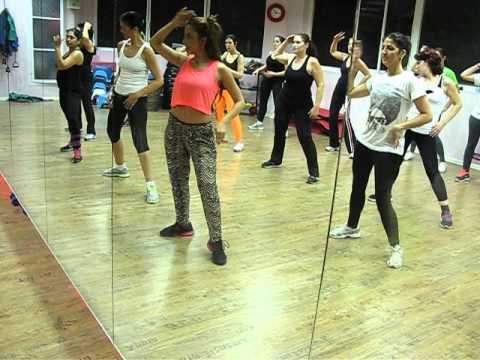 תהילה רווח-Danza En La Playa Zumba fitness class with Tehila Revach