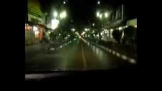 preview picture of video 'Suasana Malam Yogyakarta'