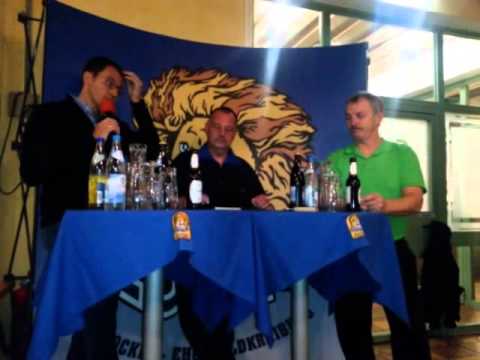 Eishackler Pressekonferenz Waldkraiburg