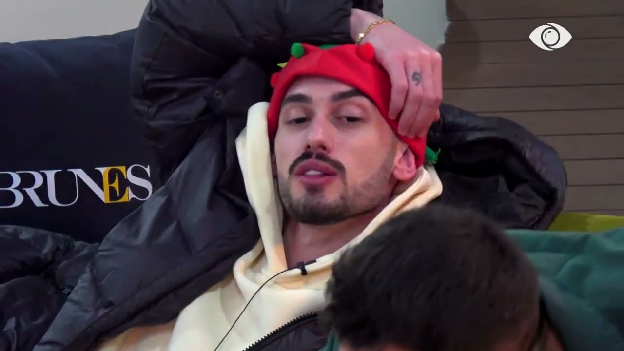 “A mendon se do të ndahet shtëpia në kampe?”/ Vijon diskutimi Angelo, Mali dhe Kristi