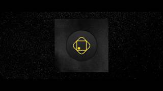 Musik-Video-Miniaturansicht zu Eyes Wide Shut Songtext von Hugo Helmig
