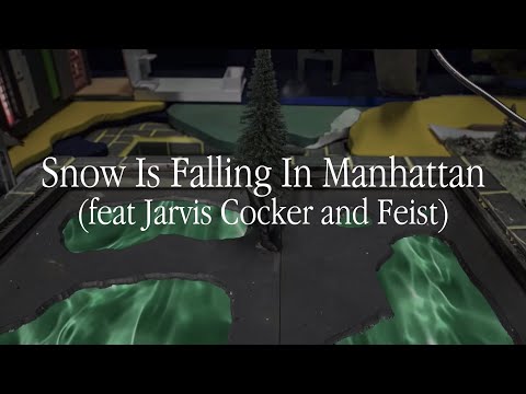 Video thumbnail for Snow Is Falling in Manhattan