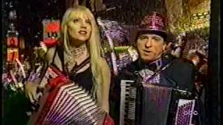 PHOEBE LEGERE sings Auld Lang Syne on ABC NEWS