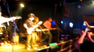 Trent Tomlinson-Country Is My Rock