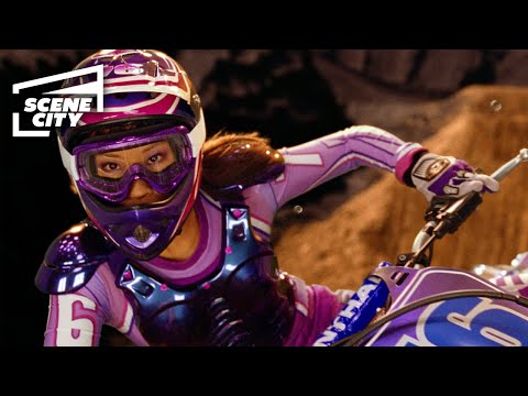 Charlie’s Angels Full Throttle: Motocross Race (LUCY LIU, CAMERON DIAZ, DREW BERRYMORE HD CLIP)