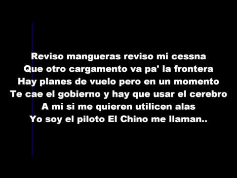 download lagu mp3 mp4 El Chino Piloto Letra, download lagu El Chino Piloto Letra gratis, unduh video klip El Chino Piloto Letra